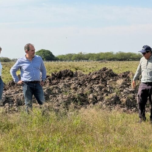 Relevamiento del sistema de escurrimiento pluvial en El Sombrero Relevamiento del sistema de escurrimiento pluvial en El Sombrero